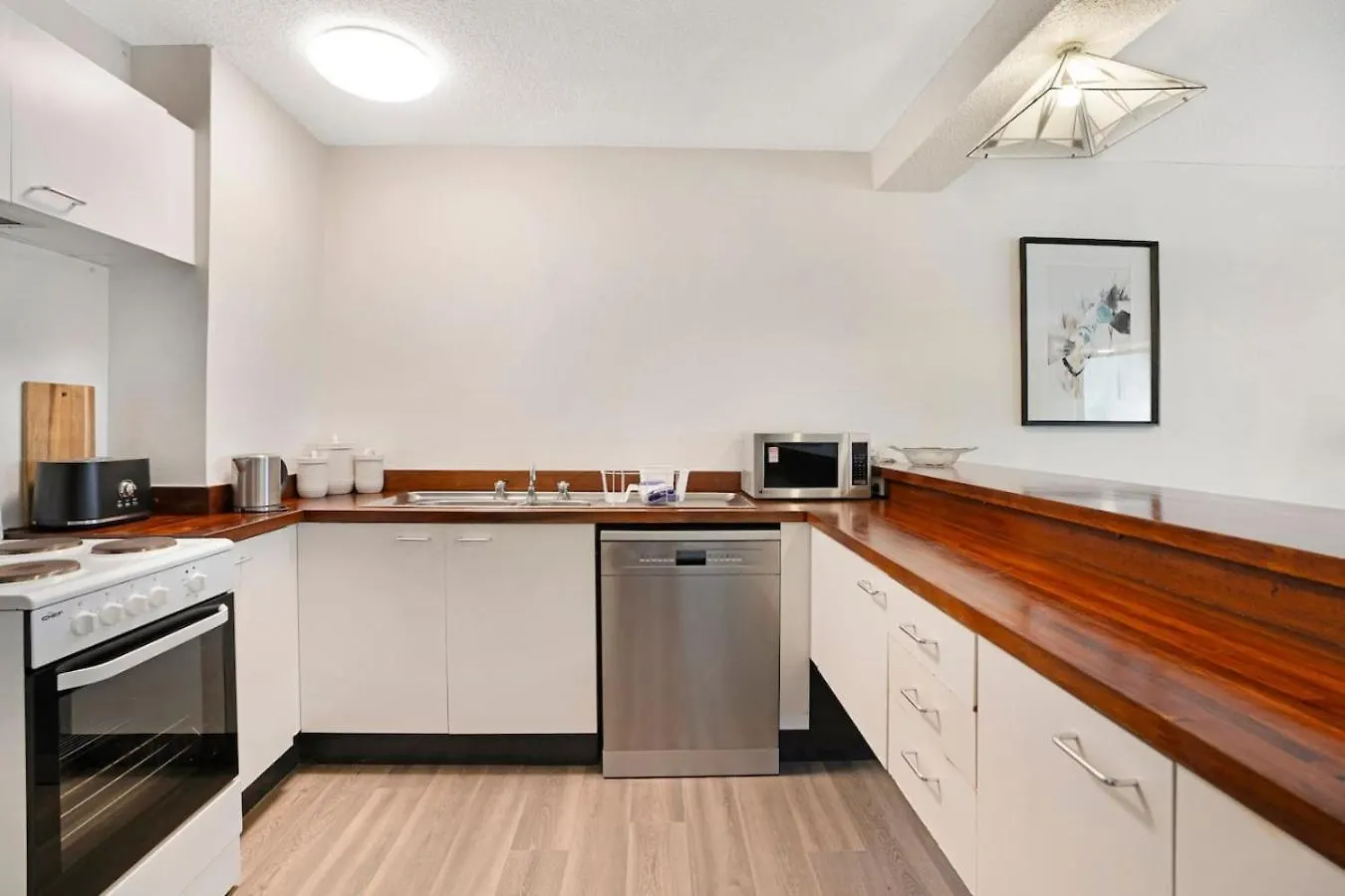 Noosasoon - Central Family Friendly Holiday Apt With Pool Apartment